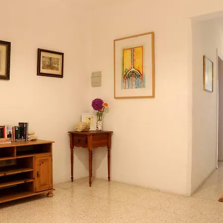 Apartment St Julians Central Near Spinola Bay Saint Julian's